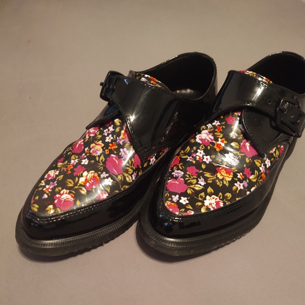 COPY - Dr. Martens Areli